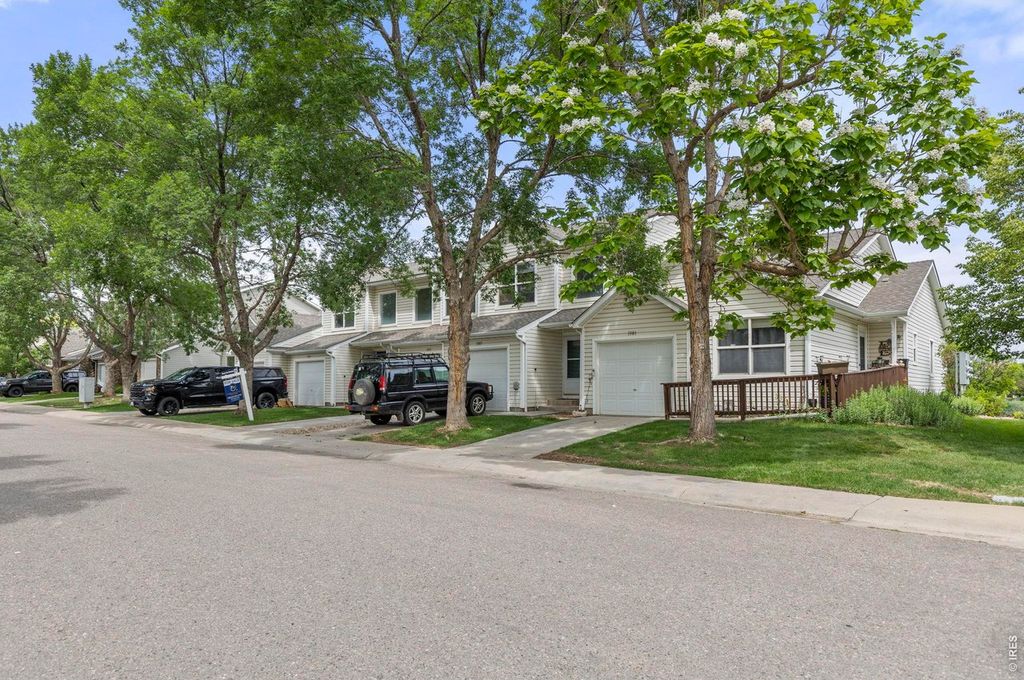 1513 Oak Creek Dr