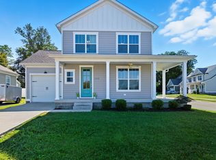 13608 Park Springs Ln, Louisville, KY 40245