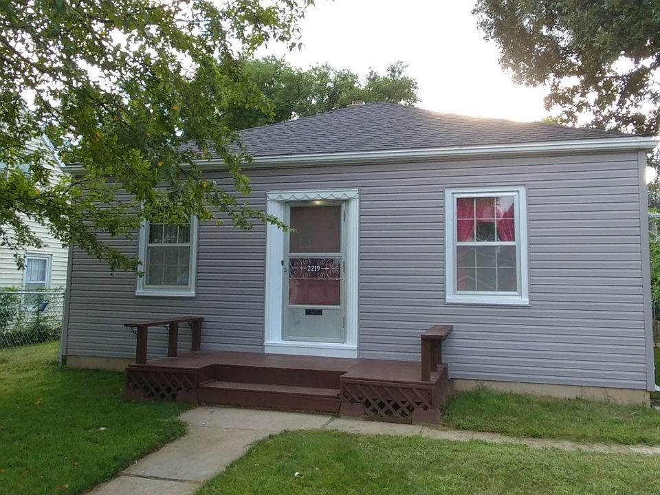 1st image of 2219 S Royce St