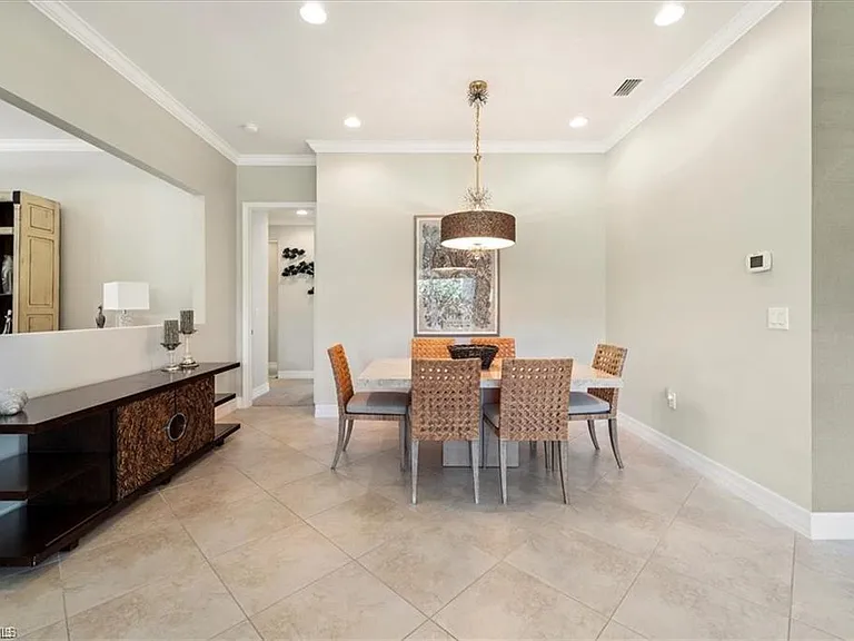 6670 Marbella Ln — Photo 9