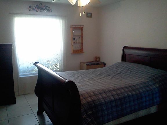 4th image of 2633 Bay Leaf Dr