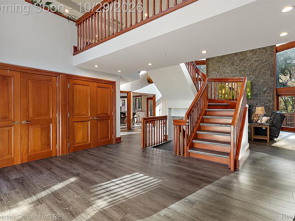 9551 Oak Pointe Ln, photo 11