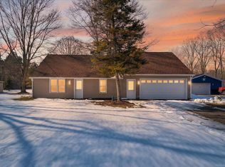 1091 Allen Rd, Smiths Creek, MI 48074