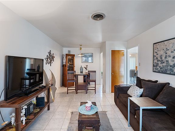 5th image of 4006 Bahama Drive