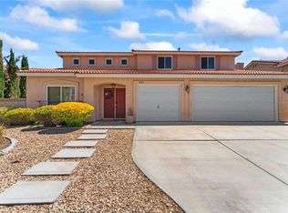 2814 Caruso Ln, Lancaster, CA 93536