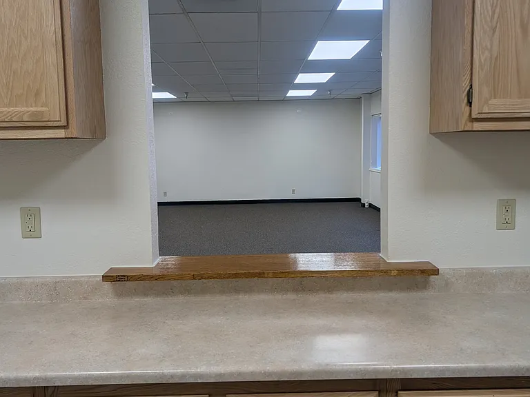 550 High St #104 — Photo 5