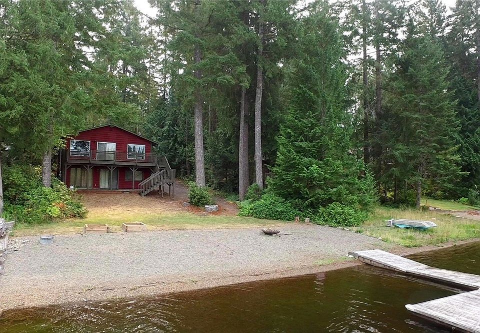 1st image of 611 E Ballantrae Dr