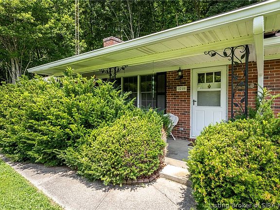 3rd image of 4210 E Bacon Hollow Road
