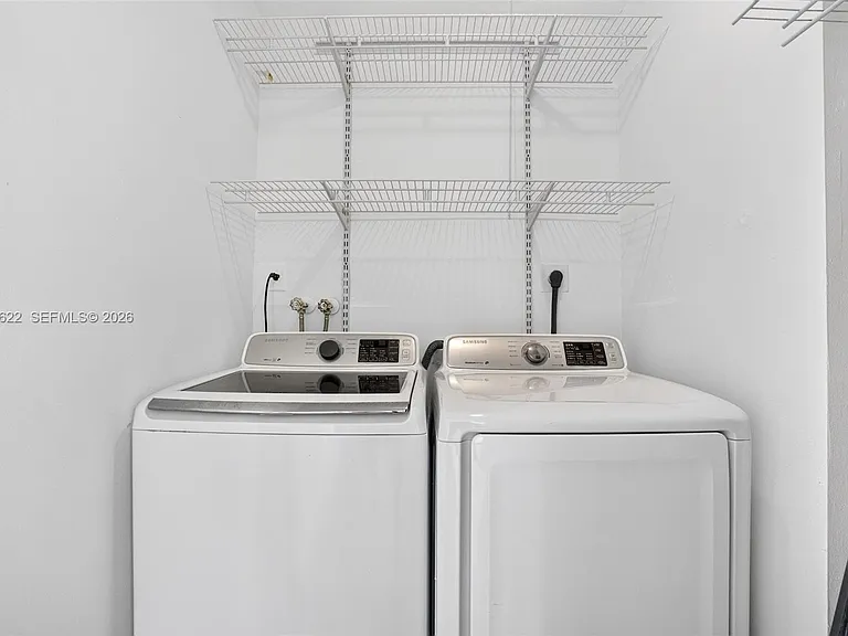9920 NW 68th Pl #110 — Photo 31