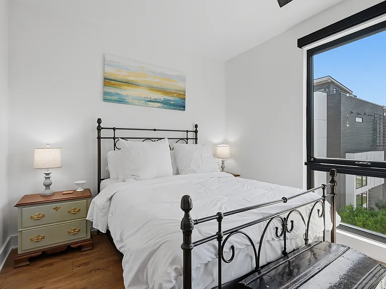 512 Gordon St — Photo 12