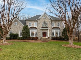3212 Timberoak Ct, Greensboro, NC 27410