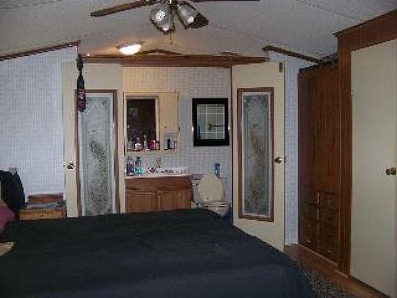 5th image of 233 Fawn Cir