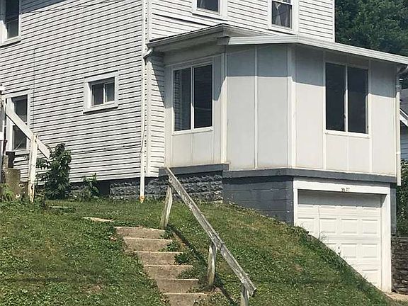 5th image of 3927 Leslie Ave