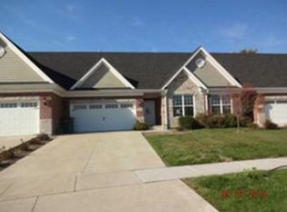 1579 Pinehurst Dr, Joliet, IL 60433