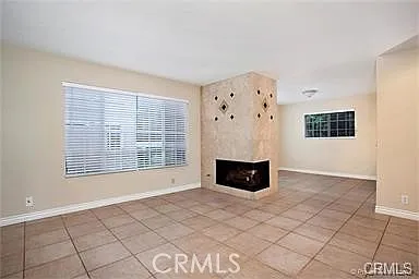 Building Photo - 64 Woodleaf