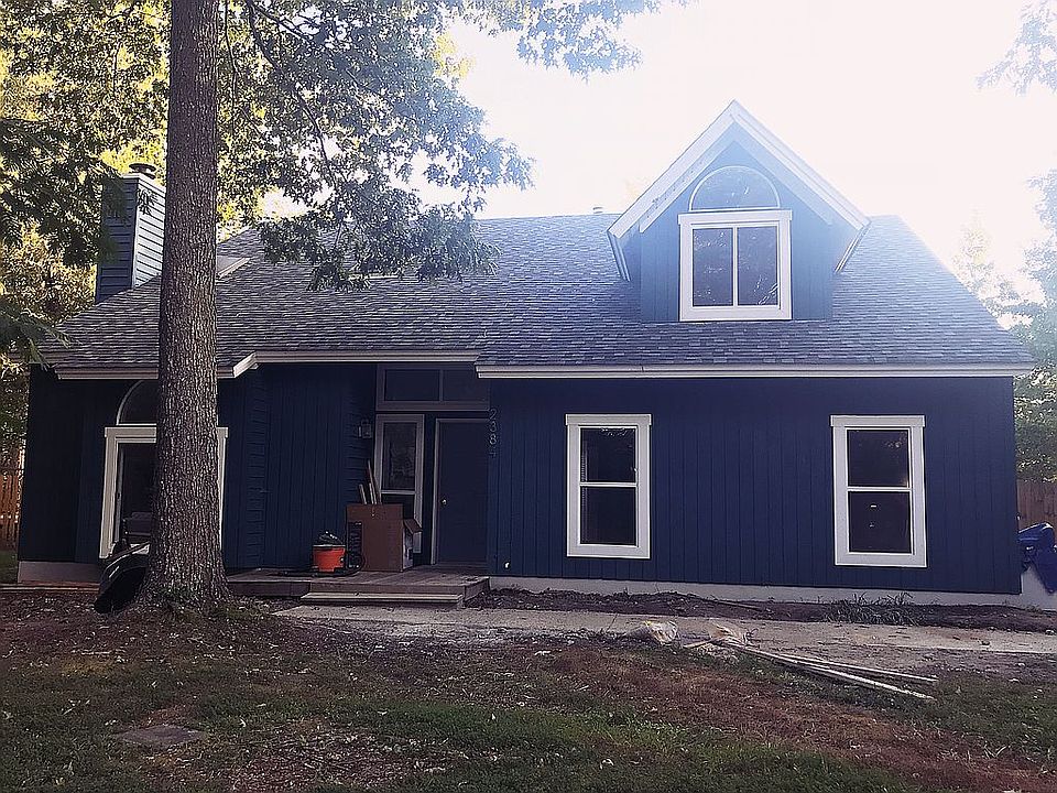 1st image of 2384 Esplanade Dr