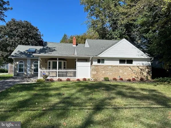 61 Burnside Ave, Norristown, PA 19403