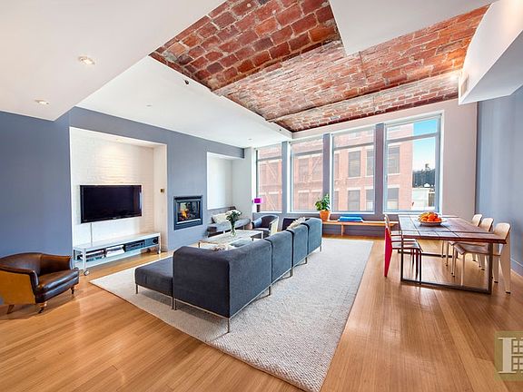 2nd image of 138-140 W 124th St #4B