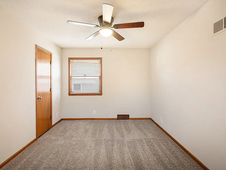 3224 Lexington Ave #A — Photo 15