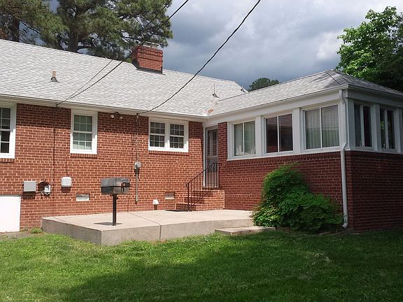 5th image of 8701 Holly Hill Rd