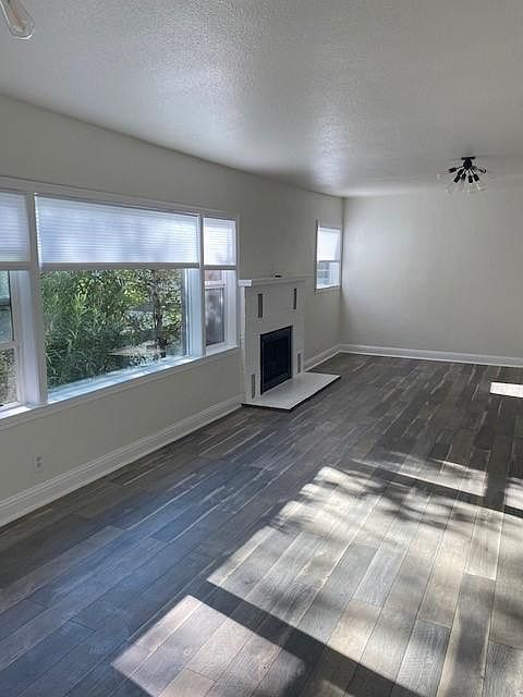 1st image of 1155 Sir Francis Drake Blvd #6