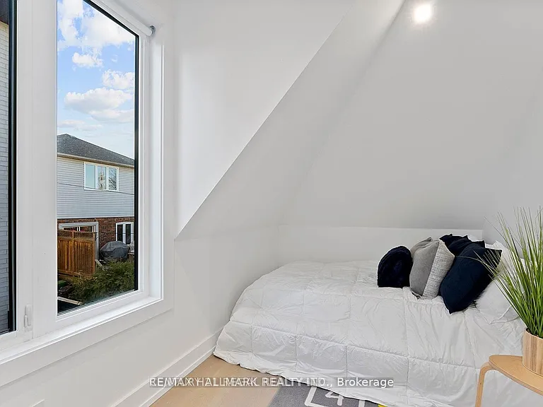 171 Durant Ave — Photo 10