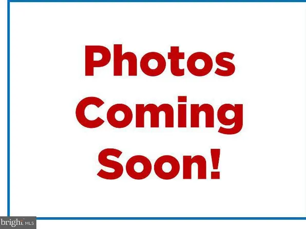 237 10th St, Pasadena, MD 21122
