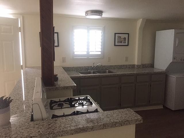 1st image of 503 Patterson Dr APT 4