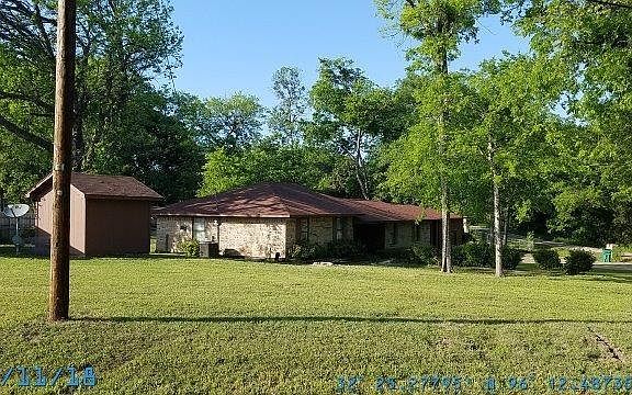 3rd image of 15651 Watson Dr