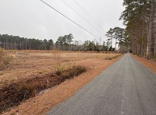 Town Point Lndg, Mathews, VA 23109