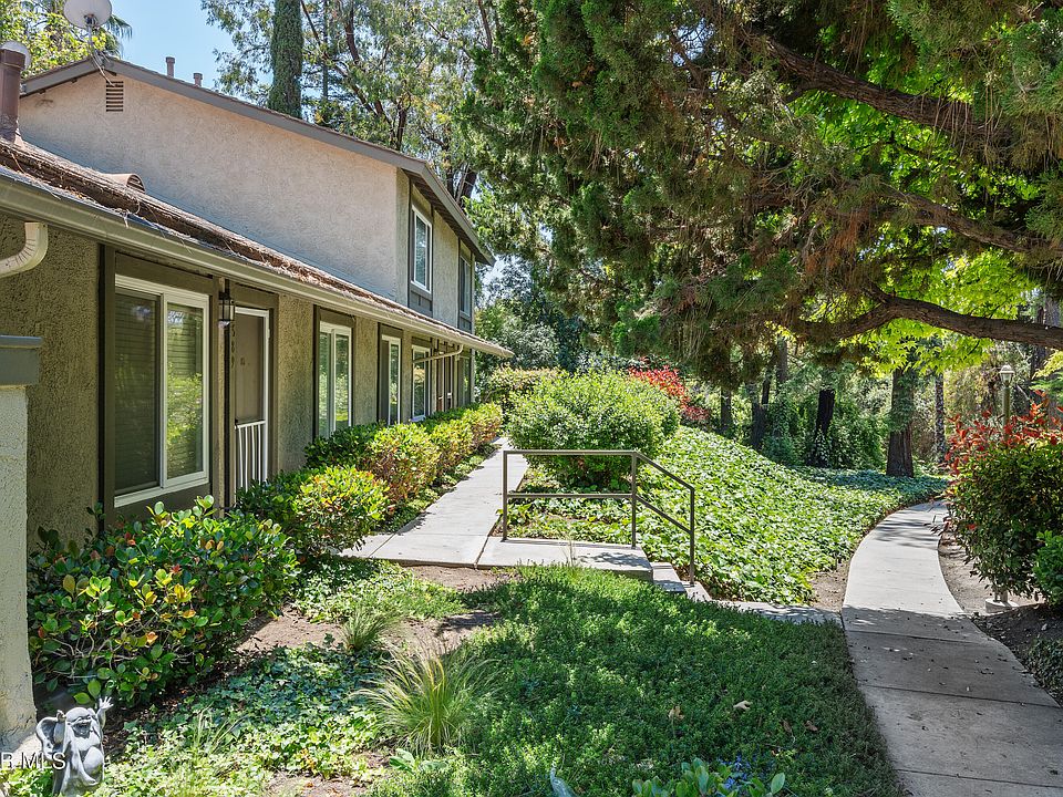1st image of 2585 La Paloma Cir