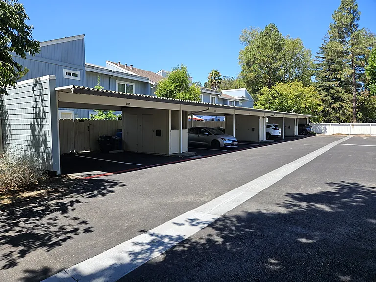 403 Fernbridge Pl — Photo 21