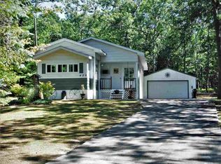 426 Ridgeview Dr, Prudenville, MI 48651