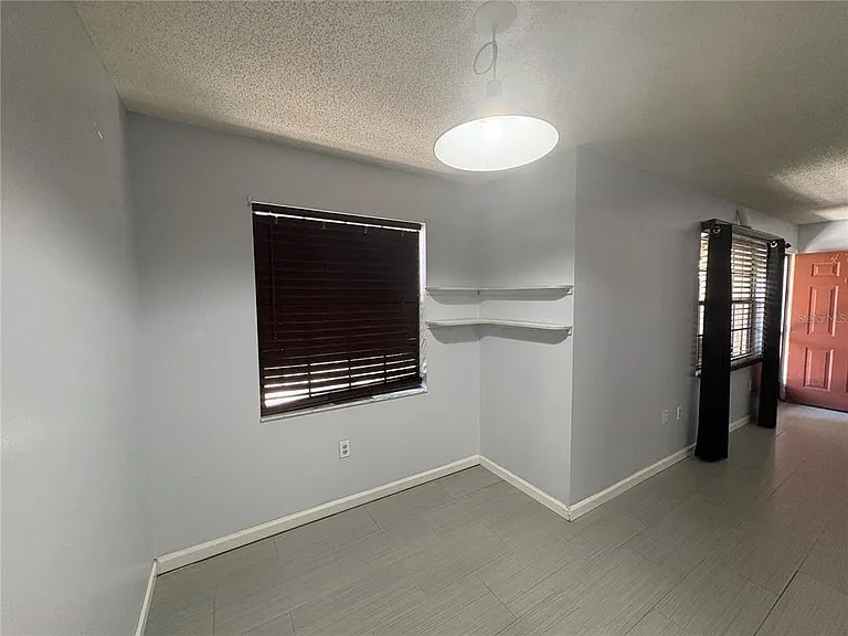 411 Garden Dr #1 — Photo 5