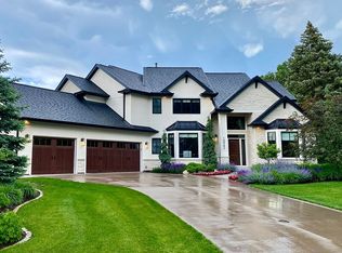 10062 Powers Lake Trl, Woodbury, MN 55129