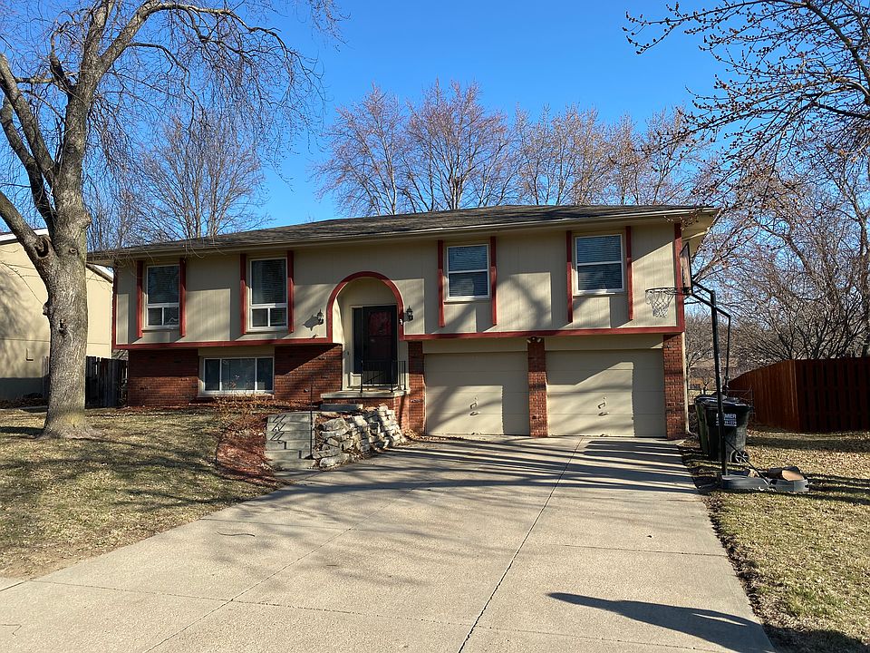 1st image of 702 Shannon Rd