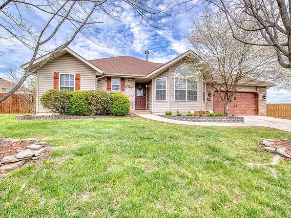 1811 S Casa Grande Avenue, Springfield, MO 65802