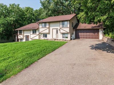 5410 W Old Shakopee Cir, Bloomington, MN, 55437