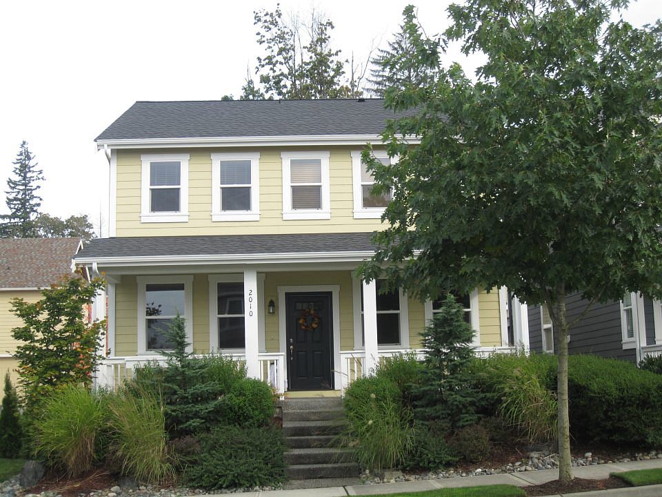 1st image of 2010 25th Ave NE