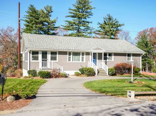 11 Winnhaven Dr, Hudson, NH 03051