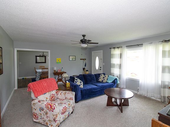 3rd image of 1209 Dereham Dr