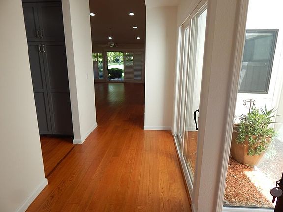 5th image of 44761 Garden Ct