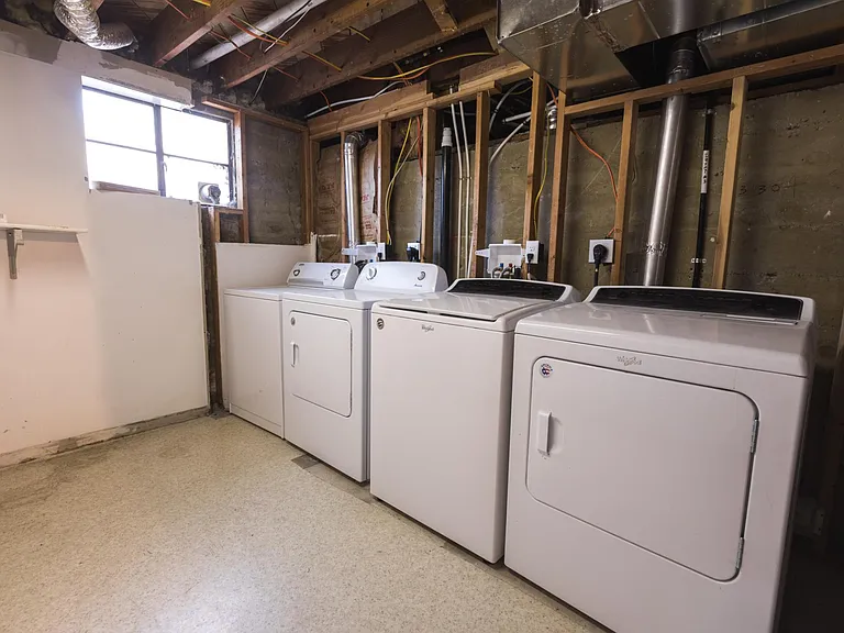 3334 S Pioneer St — Photo 11