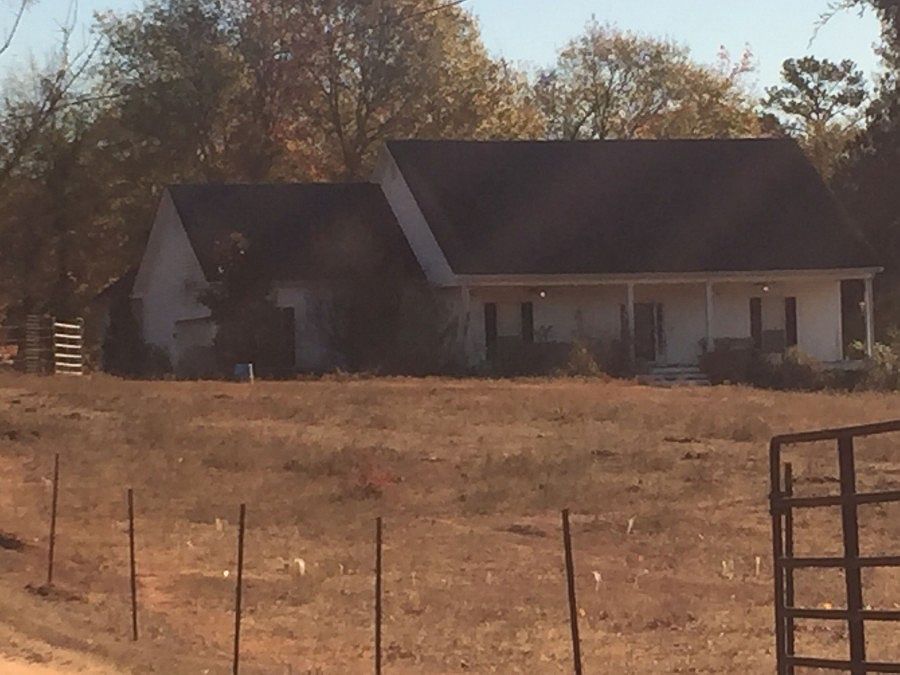 2nd image of 1013 Rocky Creek Rd