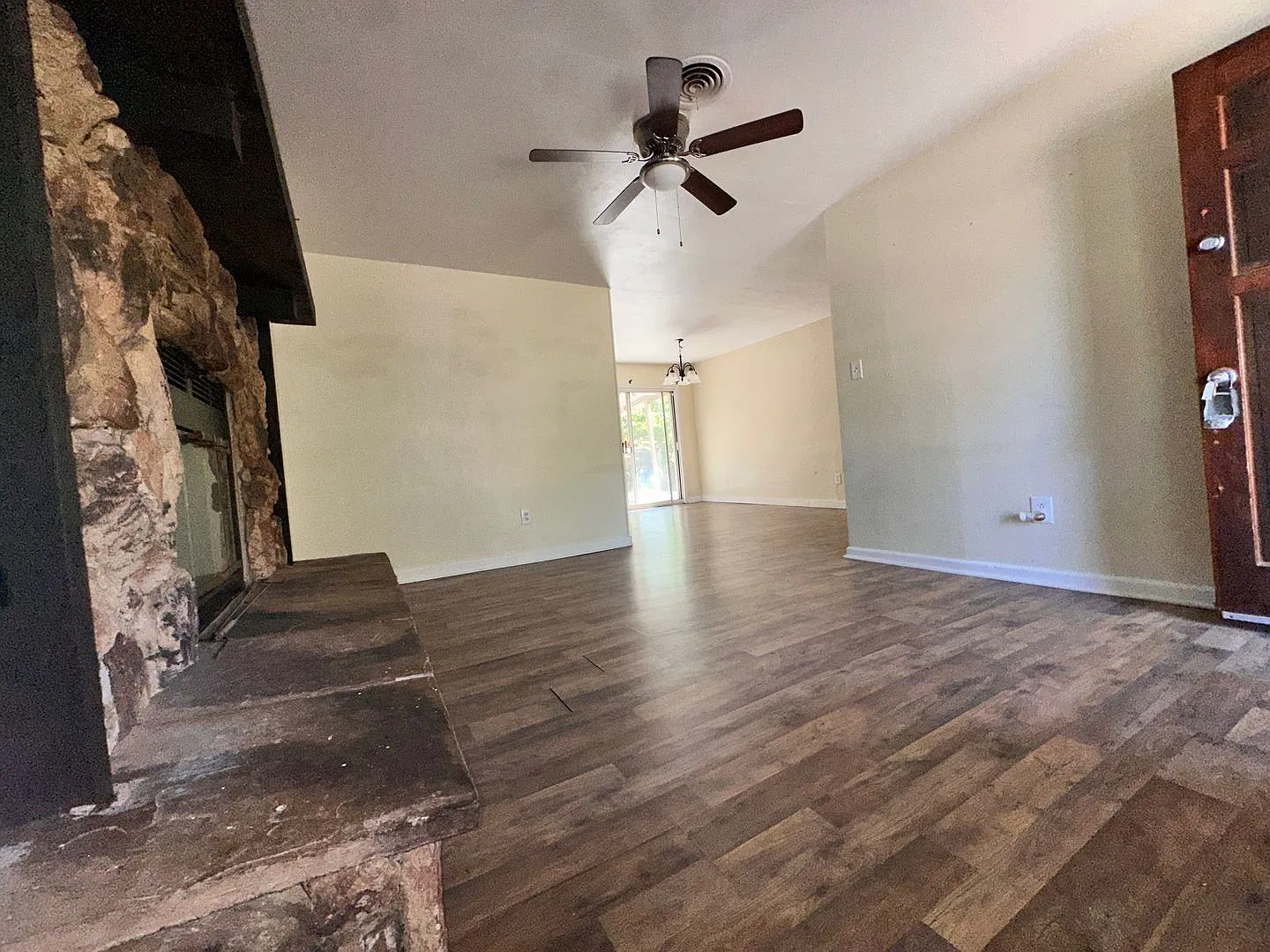 Cozy 3 Bedroom Family Home — Photo 3