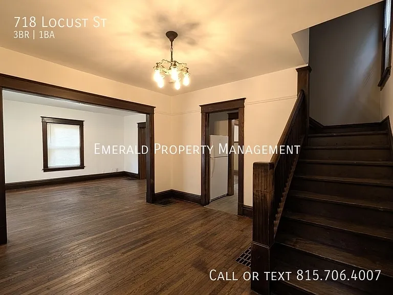 718 Locust St — Photo 11