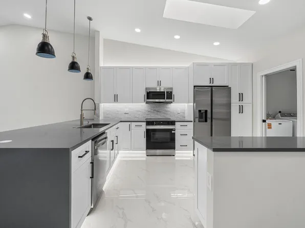 6426 Pointe Pleasant Circle, Delray Beach, FL 33484