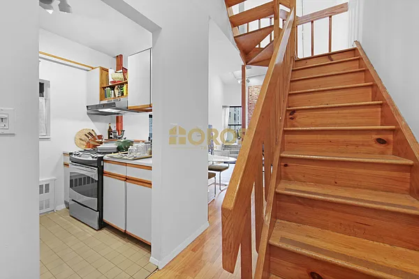 Rented by City Connections Realty | media 10