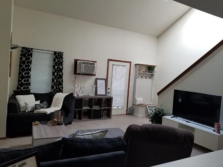 Fox Hills — Photo 8