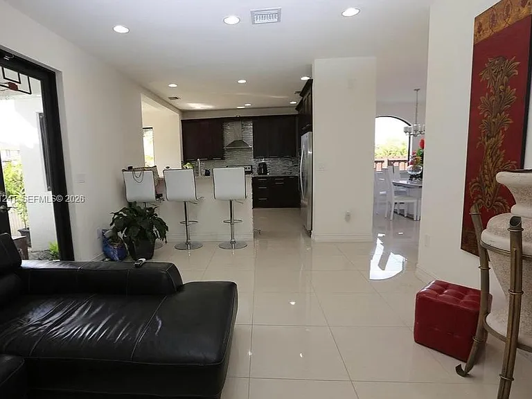 14440 SW 31st St — Photo 9